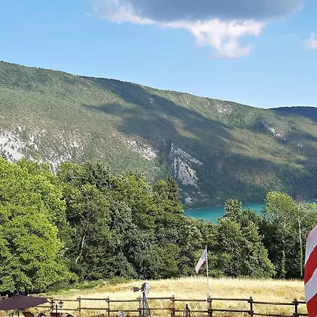 Οργανωμένο κάμπινγκ Bulle Texas - Luxe Et - Vue Aiguebelette *