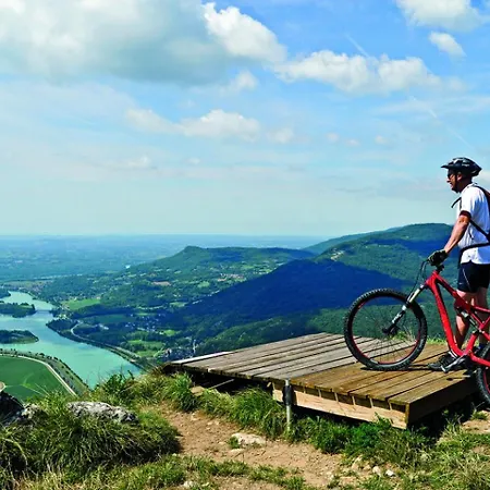 Bulle Texas - Luxe Et - Vue Aiguebelette Luxuszelt