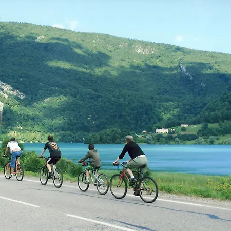 Luxury tent Bulle Texas - Luxe Et - Vue Aiguebelette
