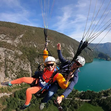 Luxury tent Bulle Texas - Luxe Et - Vue Aiguebelette